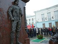 Сергей Аксёнов принял участие в открытии памятника народному ополчению в Столице Крыма