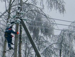 МЧС Крыма: электроснабжение полуострова полностью восстановлено