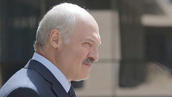 Лукашенко заявил, что не позволит унижать белорусский народ и государство