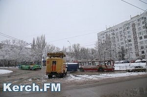 В Керчи на Гагаринском кольце затрудненно движение из-за остановки троллейбуса