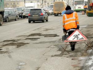 В Ялте наказали штрафом дорожных подрядчиков