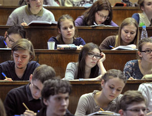 Российским студентам отказали в кредитах на образование