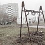 В Севастополе разваливаются спортивные площадки – и новые также