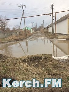 В Керчи в районе жилых домов образовалась искусственное озеро