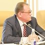Александр Шувалов: В 2016 году профильному Комитету удалось законодательно урегулировать ряд вопросов, связанных с погашением социальных выплат