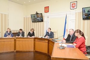 В Республике Крым будет разработан закон, регламентирующий порядок оформления земельных участков в составе гаражно-строительных кооперативов