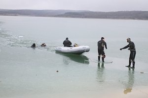 Водолазы МЧС России провели поисково-спасательную операцию на Симферопольском водохранилище