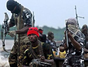Нигерийские пираты спрятали в джунглях захваченных в плен моряков из Севастополя