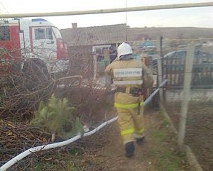 В Угловом горел жилой дом