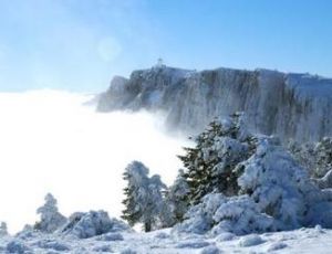 В Крыму собираются сделать платными зимние забавы на Ангарском перевале