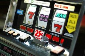 Севастопольская прокуратура нашла три сайта с рекламой азартных игр