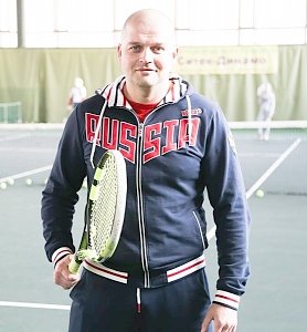 Крымский тренер по теннису рассказал, как часто рвутся ракетки