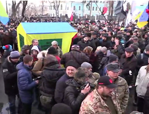 В Киеве объявили восьмой «Майдан» и обещают вытравить, наконец, «крысу Порошенко»
