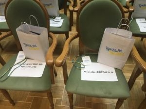 Съезд пораженцев: В Киеве состоялся форум «по деоккупации Крыма»
