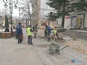 Глава Симферополя подозревает, что при перереконструкции центра города подрядчики халтурят
