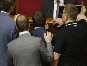 Лоббисты против «аскеров»: Верховная Рада выделит 200 млн для обустройства КПП и инфраструктуры на границе с Крымом