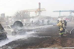 Загорание автомобилей в пгт. ГРЭС ликвидировано