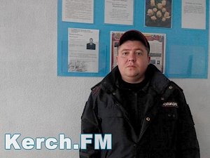 В Ленинском районе полиция поздравила женщин с 8 марта