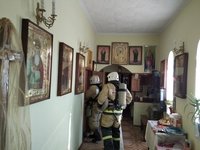 В Керчи тренировались тушить пожар в храме