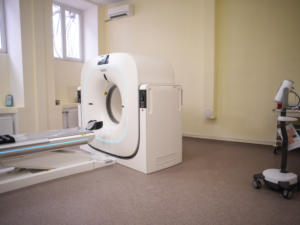 В 6-й горбольнице Симферополя ввели в работу новый рентген и компьютерный томограф