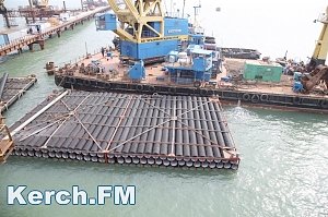 Пресс-служба Керченского моста сообщила почему гофротрубы со стройки прибило к берегу