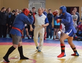 Сотрудники Крымской таможни бронзовые призеры соревнований по боевому самбо