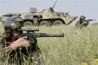 В Крыму на Опуке проходят военные учения