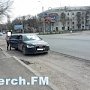 В Керчи иномарка припарковалась на пешеходном переходе