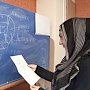 Чечня обострила спор о хиджабах в школах, разрешив ученицам носить платки