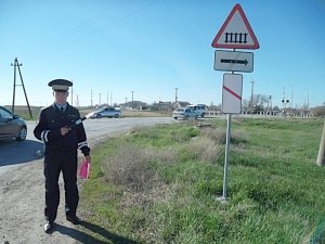 В Ленинском районе за час три водителя проигнорировали красный сигнал семафора