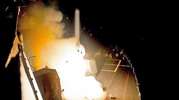Фактически это война. США нанесли ракетный удар по правительственным войскам в Сирии