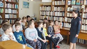 В детских библиотеках Севастополя прошли занятия по дорожной безопасности