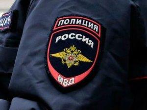 Крымский полицейский нашёл потерявшуюся в лесу 4-летнюю девочку в 2 километрах от дома