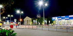 Прилетели в ночное время. Как добраться из аэропорта «Симферополь» на курорт