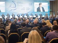 Несмотря на санкционное давление, наблюдается рост количества иностранных участников ЯМЭФ – Сергей Аксёнов