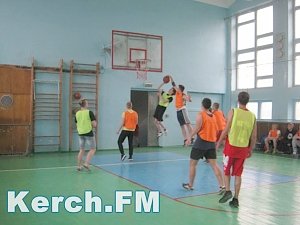 В керченском техникуме состоялся городской турнир по баскетболу