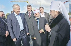 В столице Крыма началась заливка фундамента Соборной мечети, которую построят к 2019 году