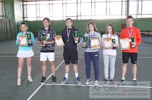 Спортсмены из восьми регионов России стали призёрами Кубка Федерации тенниса Крыма