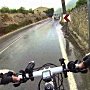 Каковы основные правила безопасной езды на велосипеде в дождливую погоду?