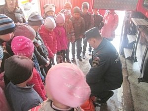 Школьники в гостях у крымских пожарных 26 ПСЧ
