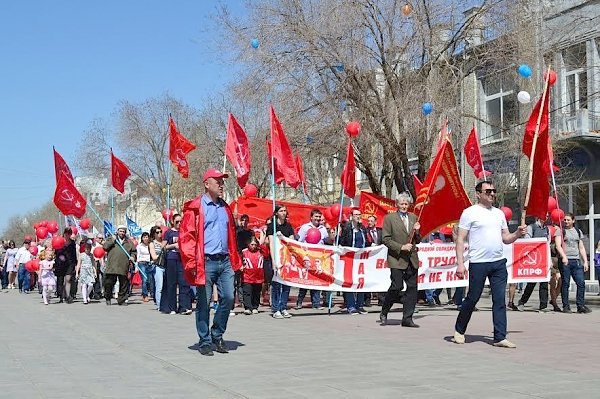 В городах и сёлах Оренбургской области прошли первомайские митинги, пикеты и демонстрации