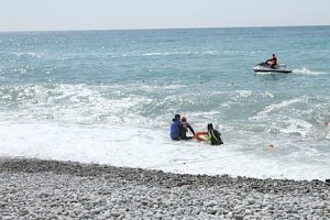 Крымские спасатели оказали помощь на воде
