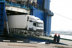 Керченскую переправу желают лишить перевозки грузов