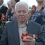 Тысячи крымчан зажгли свечу памяти на мемориале бывшего концлагеря «Красный»