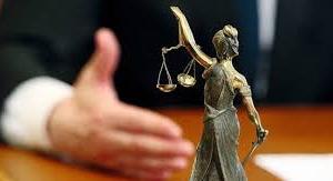 Севастопольцу назначено 240 часов исправительных работ за оскорбление судьи