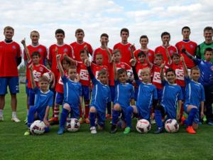 Футбольная Сборная Крыма сделала мастер-класс для юных футболистов