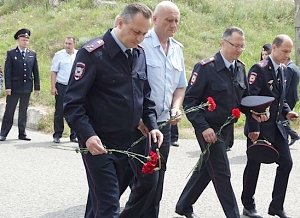 Севастопольские полицейские посетили 35-ю береговую батарею
