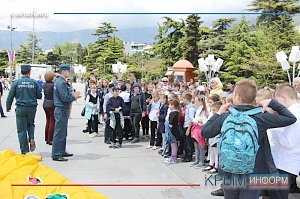 Ялтинские школьники получили возможность почувствовать себя спасателями