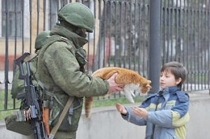 В Крыму выбирают символ полуострова. Власти желают куницу, народ - кота