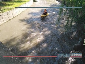 Симферополь возродил традицию сплава на каяках и матрасах по Салгиру в День города